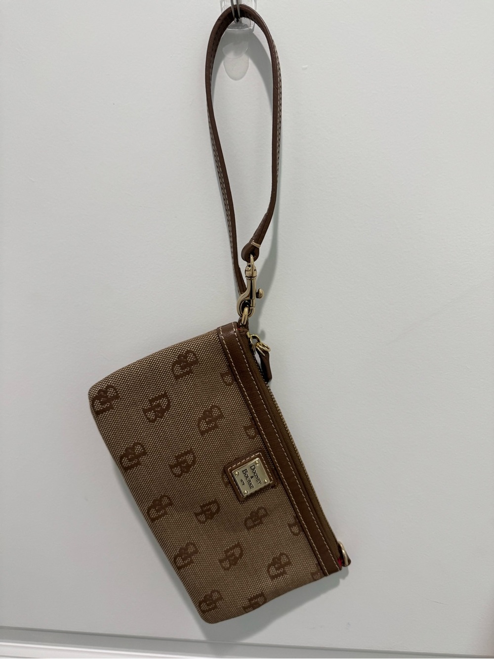 Dooney & Bourke signature monogram large wristlet in khaki brown canvas NWOT